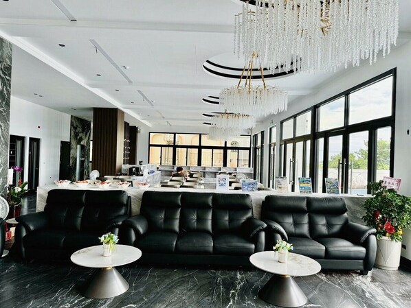 Lobby - L.L Hotel (Liuqiu Township)