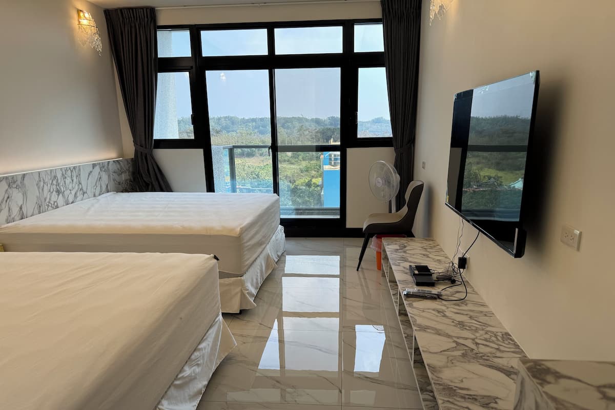 Comfort Quadruple Room, Mountainside | Blackout curtains, soundproofing, free WiFi