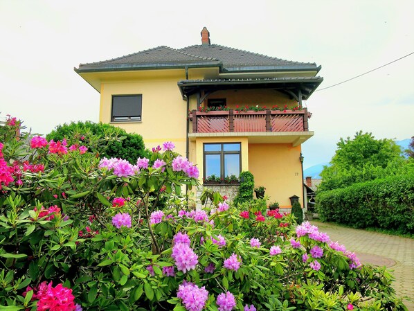 Nicht klassifiziertes Bild, 1 von 23, Schaltfläche