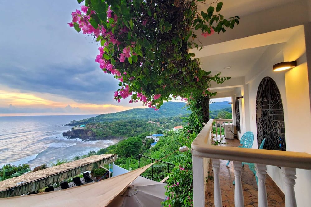 Bed & Breakfast by the sea