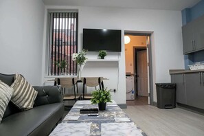 Interior - Stunning 2 Bed Apartment in Newcastle, free WiFi (Tyne and Wear)
