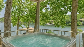 Bañera de hidromasaje exterior