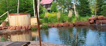 Chalet Spa Hideaway! Private forest getaway with nordic spa.