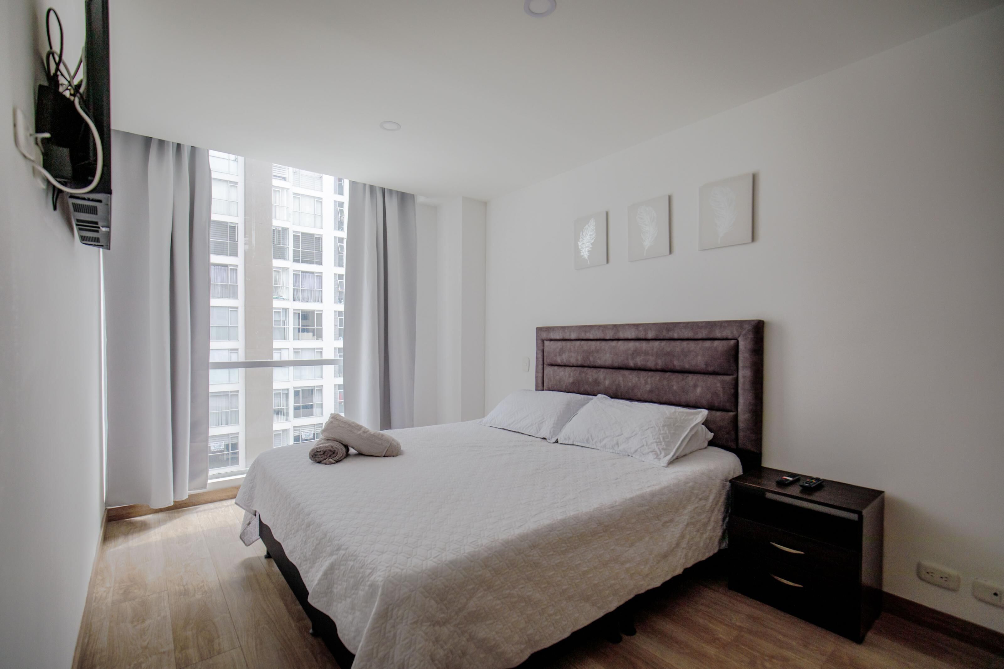 3 室のベッドルーム、アイロン / アイロン台、WiFi、ベッドシーツ