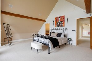 8 dormitorios, tabla de planchar con plancha, wifi gratis y ropa de cama