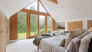 8 dormitorios, tabla de planchar con plancha, wifi gratis y ropa de cama