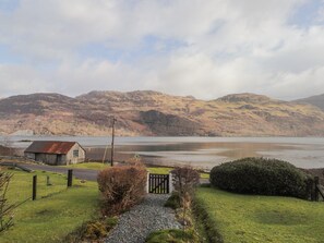 Unclassified image, 4 of 28, button - Tigh a Phailean (Kyle)