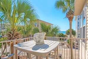 Outdoor dining - Shipwatch! Ocean views and direct beach access! (Destin)