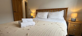 Vine Cottage - 3 Bedroom, Stamford Centre.