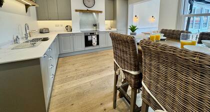 Vine Cottage - 3 Bedroom, Stamford Centre.