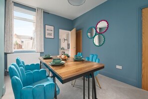 Dining - Luxury Property Ready for your stay! (North East Lincolnshire)