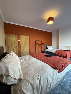 Internet - Cleethorpes top pick for guests and contractors! (North East Lincolnshire)