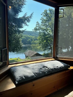 5 chambres, fer et planche à repasser, accès Internet, draps fournis