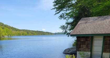 Stunning Belgrade Lakes Waterfront Retreat – Dock, Kayaks & Breathtaking Views!