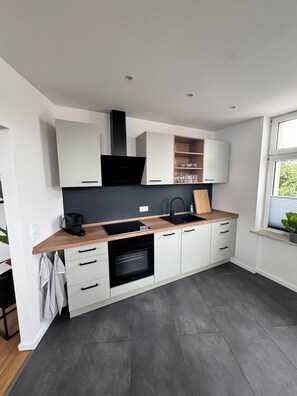 Uklassifisert bilde, 5 av 18, knapp