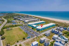 Exterior - Pelican Row: Steps to Sand • Pool • Affordable, Family Friendly, Beach Getaway (Atlantic Beach)