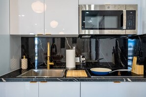 Fridge, microwave, stovetop, coffee/tea maker - Casa Platanal「UNIT 2「Gallo」 (Carolina)