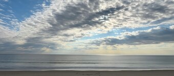 Comfy, family friendly beach house across the street from the beach!