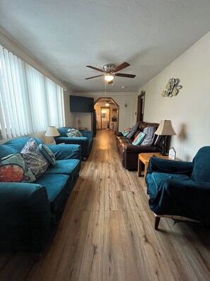 Uklassifisert bilde, 3 av 25, knapp