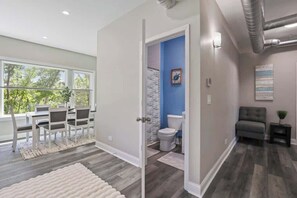 Unclassified image, 2 of 24, button