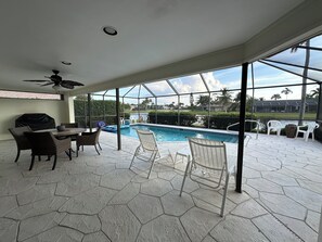 Unclassified image, 4 of 24, button