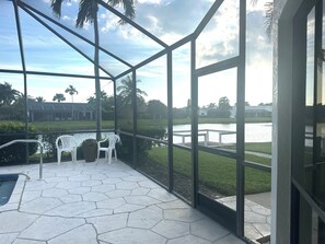 Unclassified image, 2 of 24, button