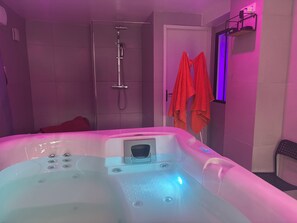 Uklassifisert bilde, 2 av 7, knapp