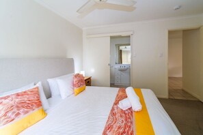 Room - 4-Bedroom House in Urraween Hervey Bay (Urraween)