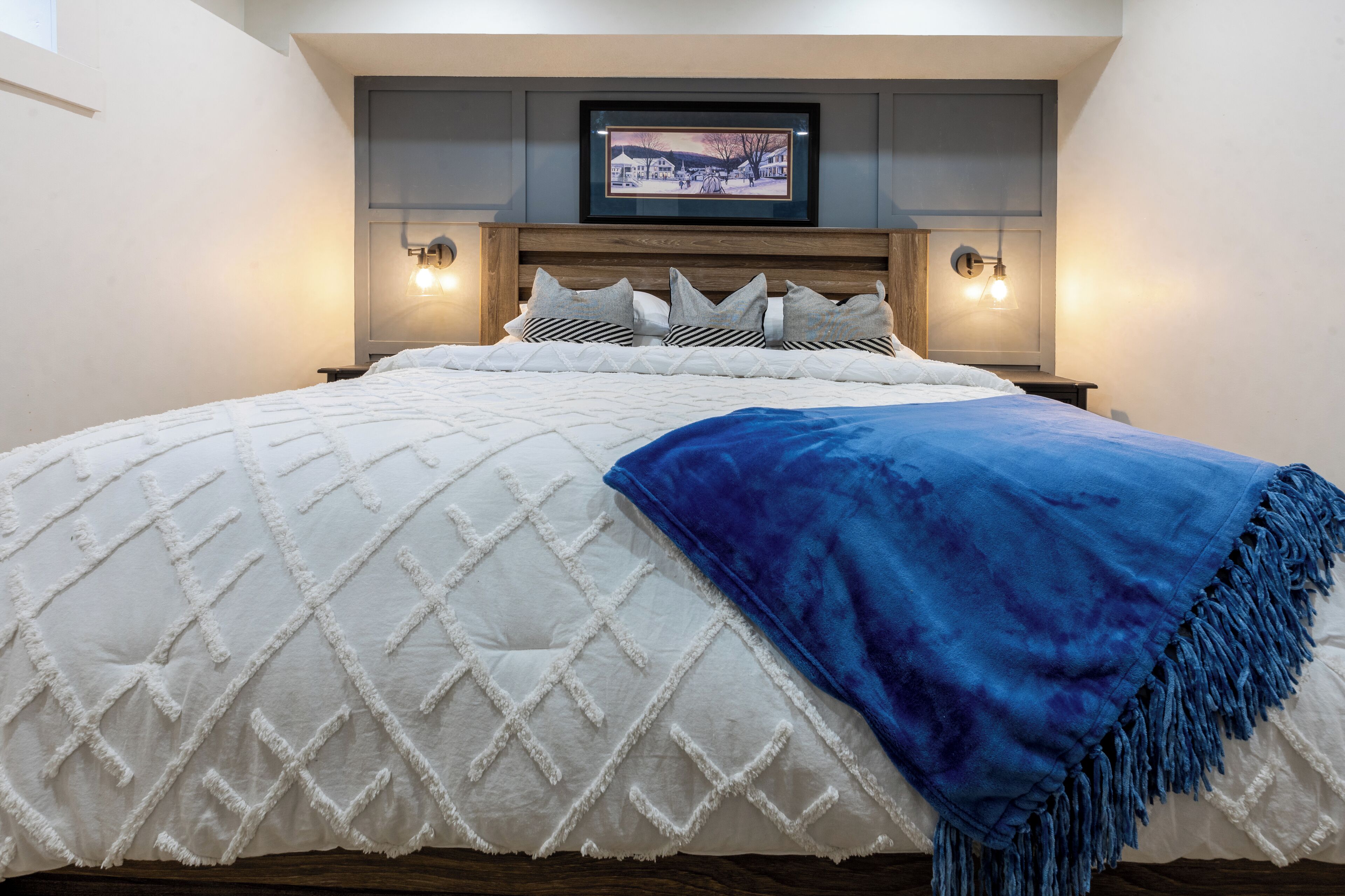 2 slaapkamers, een strijkplank/strijkijzer, internet, beddengoed