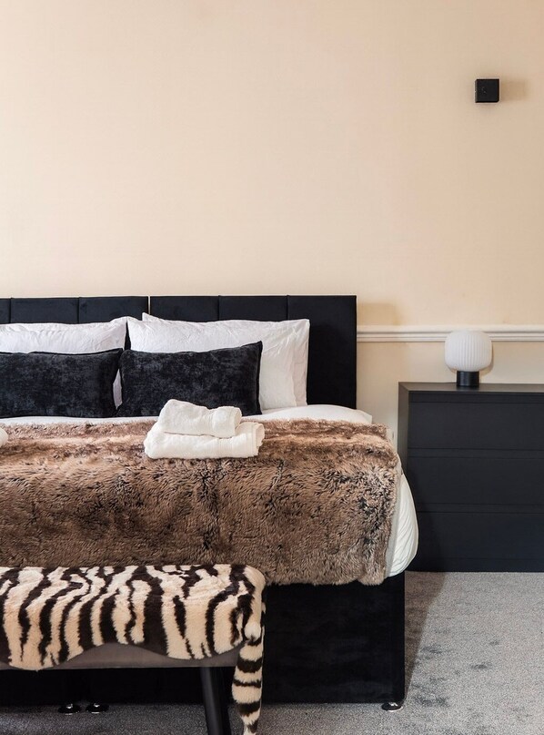 星評価なしの画像、1 / 14、ボタン