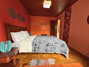 2 bedrooms, WiFi, bed sheets - CASA ÂMBAR | Slow Living in Alto do Capivari (Campos do Jordão)