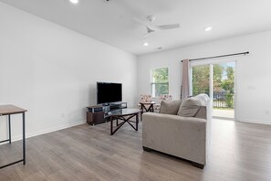 Smart TV, dịch vụ stream 