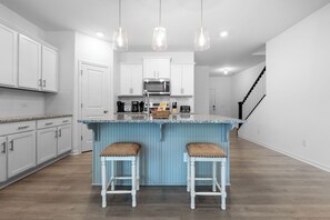 Lò nướng, bếp nấu, máy rửa bát, lò nướng bánh mì 