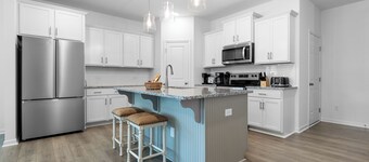 Townhome Greensboro 3Bd 2Bth