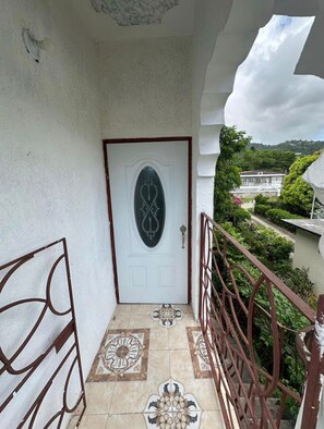 星評価なしの画像、3 / 5、ボタン