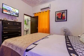 1 chambre, fer et planche à repasser, Wi-Fi, draps fournis