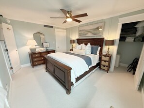 Unclassified image, 3 of 17, button