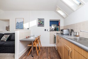 Apartment | 1 bedroom - Charming 1-bed Coastal Cottage by Holiday Homes (Buckie)