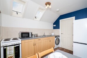 Apartment | 1 bedroom - Charming 1-bed Coastal Cottage by Holiday Homes (Buckie)