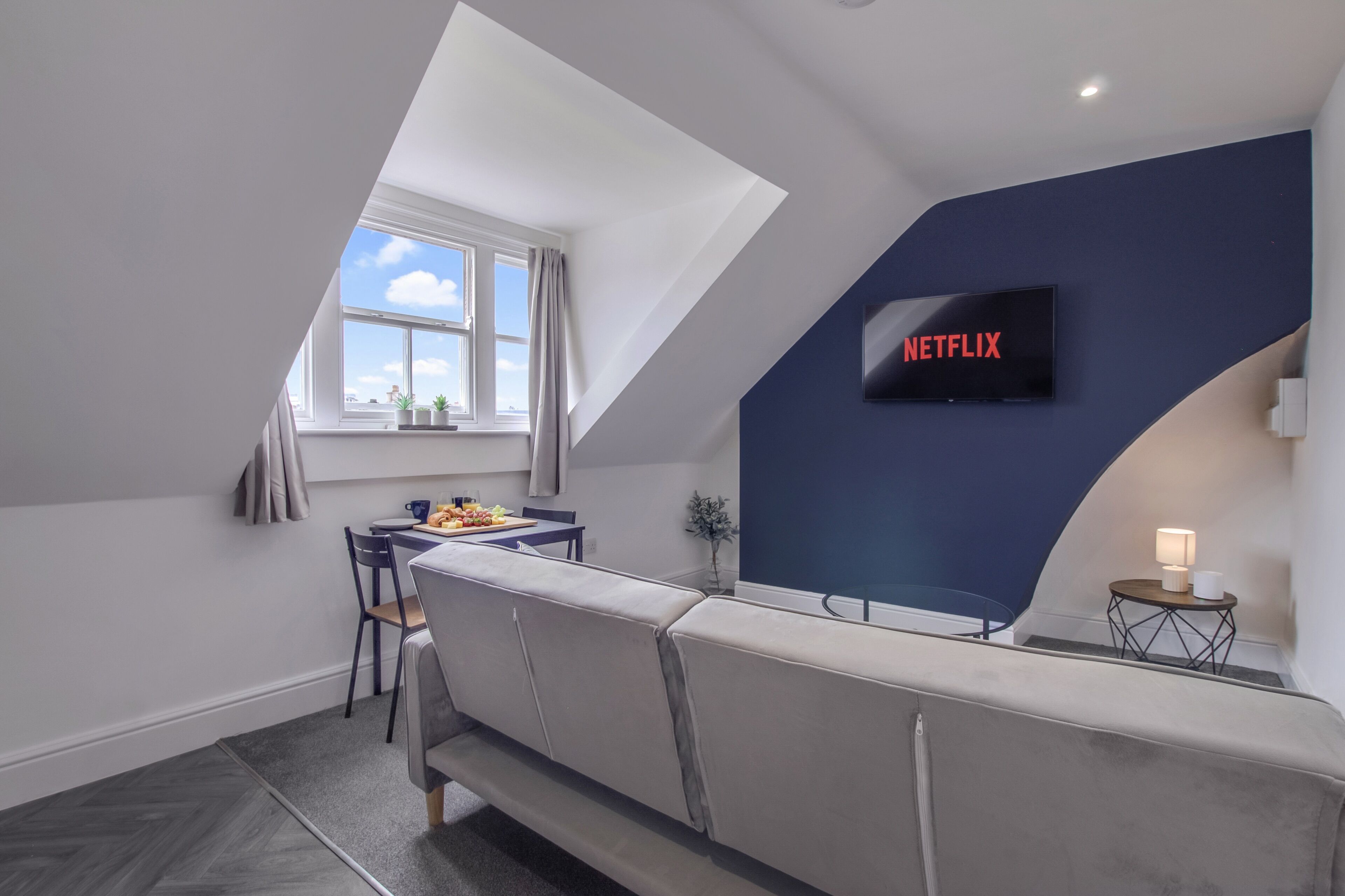 The Cosy Quayside Apartment | Central - Gloucester