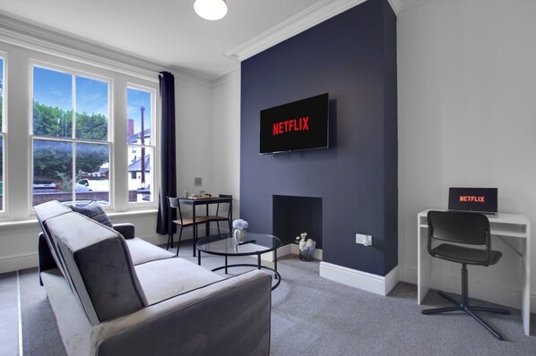 Unclassified image, 1 of 11, button