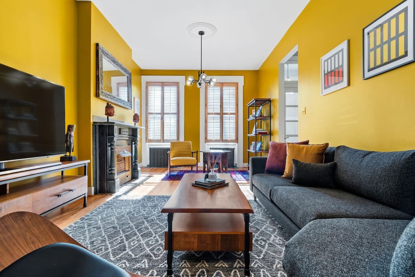 Televisión y estéreo 