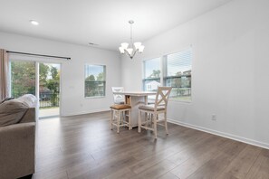 Unclassified image, 2 of 32, button - Greensboro Townhome 3bd 2Bth (Greensboro)