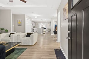 Interior - Comfortable cozy getaway! (Atlanta)