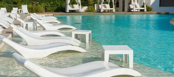 Getaway for 2 with Private Jacuzzi - 3 min Beach