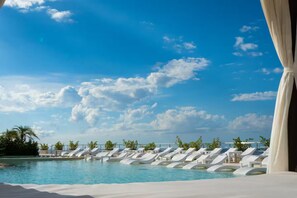 Botón de imagen sin clasificar, 2 de 40