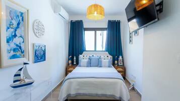 3 slaapkamers, een strijkplank/strijkijzer, wifi, beddengoed