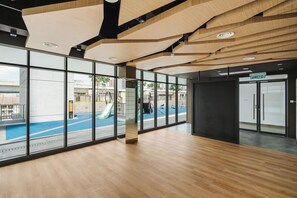 Interior - Lemon Loft 2BR | Opposite MyTown | Near TRX + MRT (Kuala Lumpur)