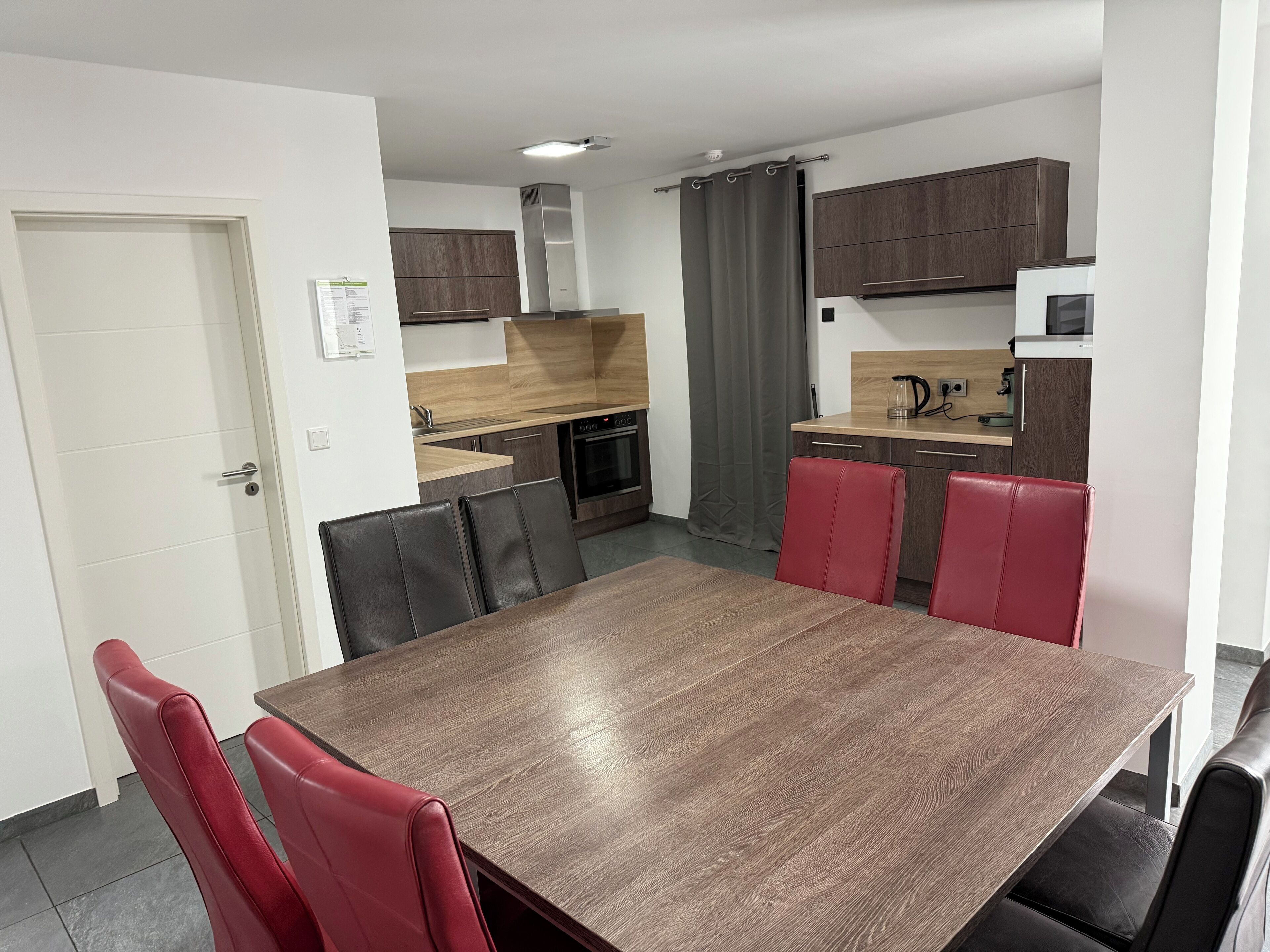 Apartamento, 2 habitaciones | Cocina privada | Frigorífico, microondas, horno y placa de cocina