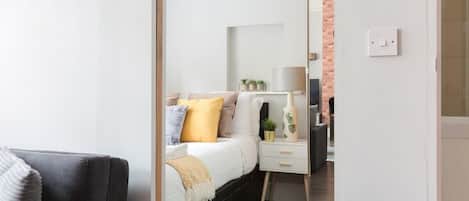 1 間睡房、上網